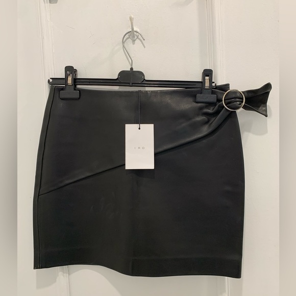 NWT IRO Elodie lamb leather mini skirt. Size 38 - Picture 4 of 7